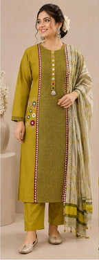TRADITIONAL COTTON ELEGANCE