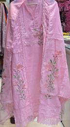 EMBROIDERED FLORAL GRACE