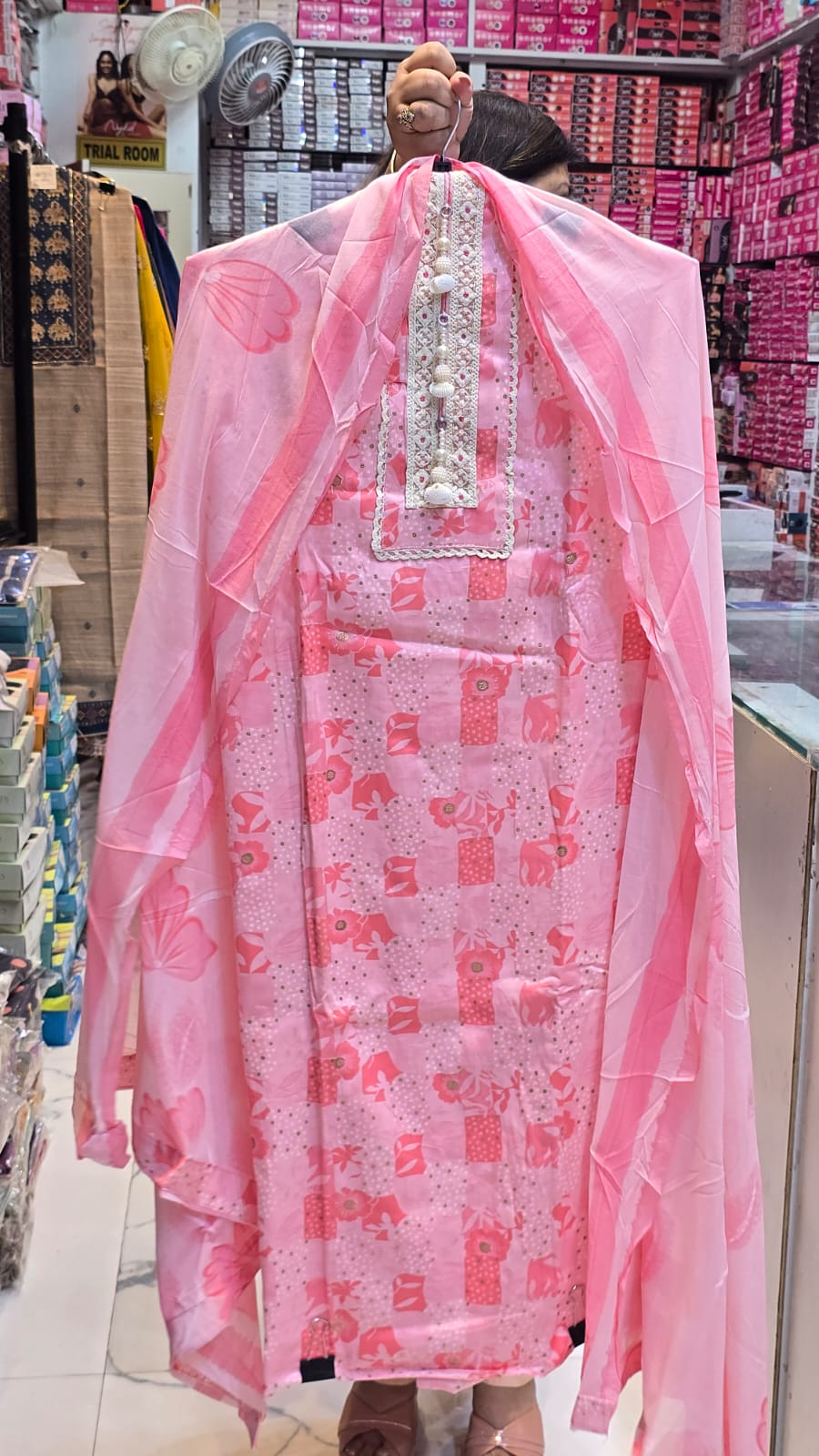 FLORAL DREAMS UNSTITCHED SUIT