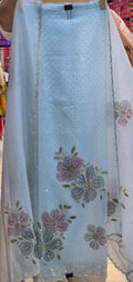 UNSTITCHED PERFECTION