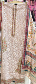 TRADITIONAL ELEGANCE MODERN TOUCH