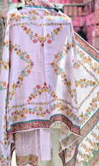 TRADITIONAL ELEGANCE MODERN TOUCH