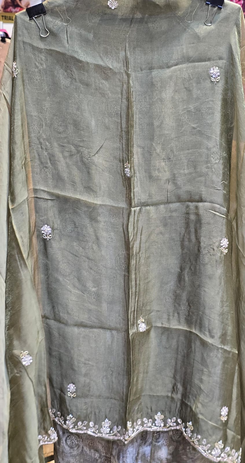 FESTIVE PRINTED  SUIT  WITH  ELEGANT DABKA WORK EMBROIDERY