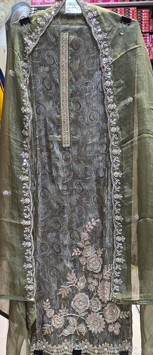 FESTIVE PRINTED  SUIT  WITH  ELEGANT DABKA WORK EMBROIDERY